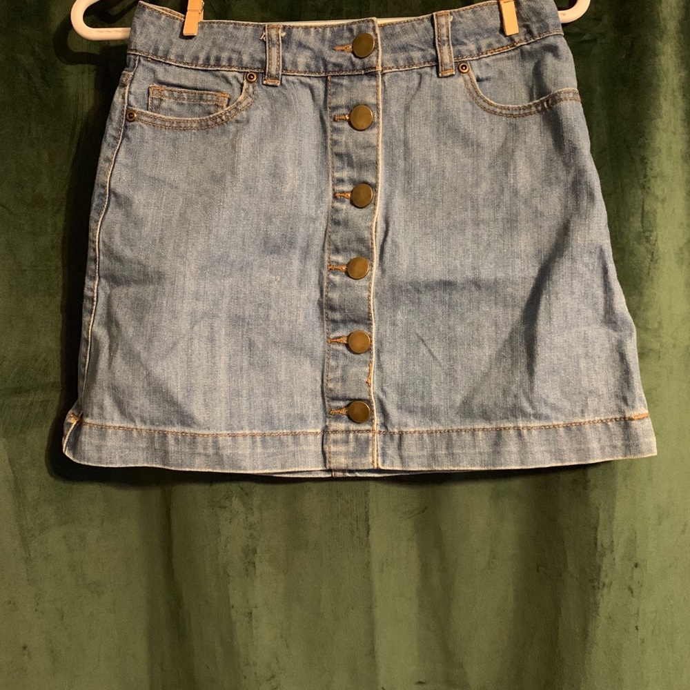 Three skirts - Picture 3 of 3